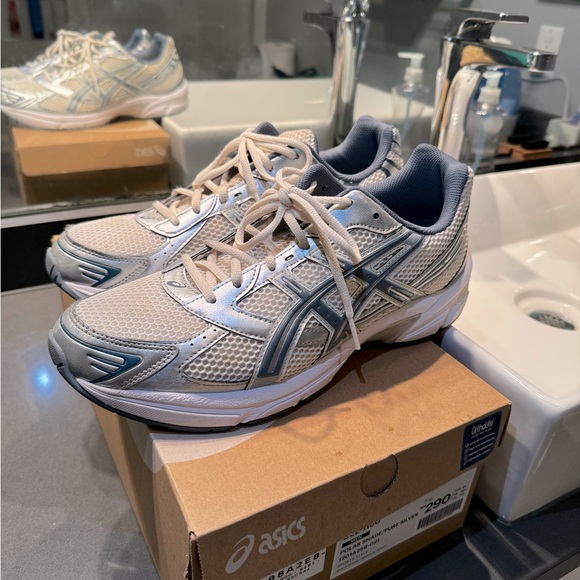 Asics Other - Asics shoe Gel 1130 Silver Ironclad mens size 12